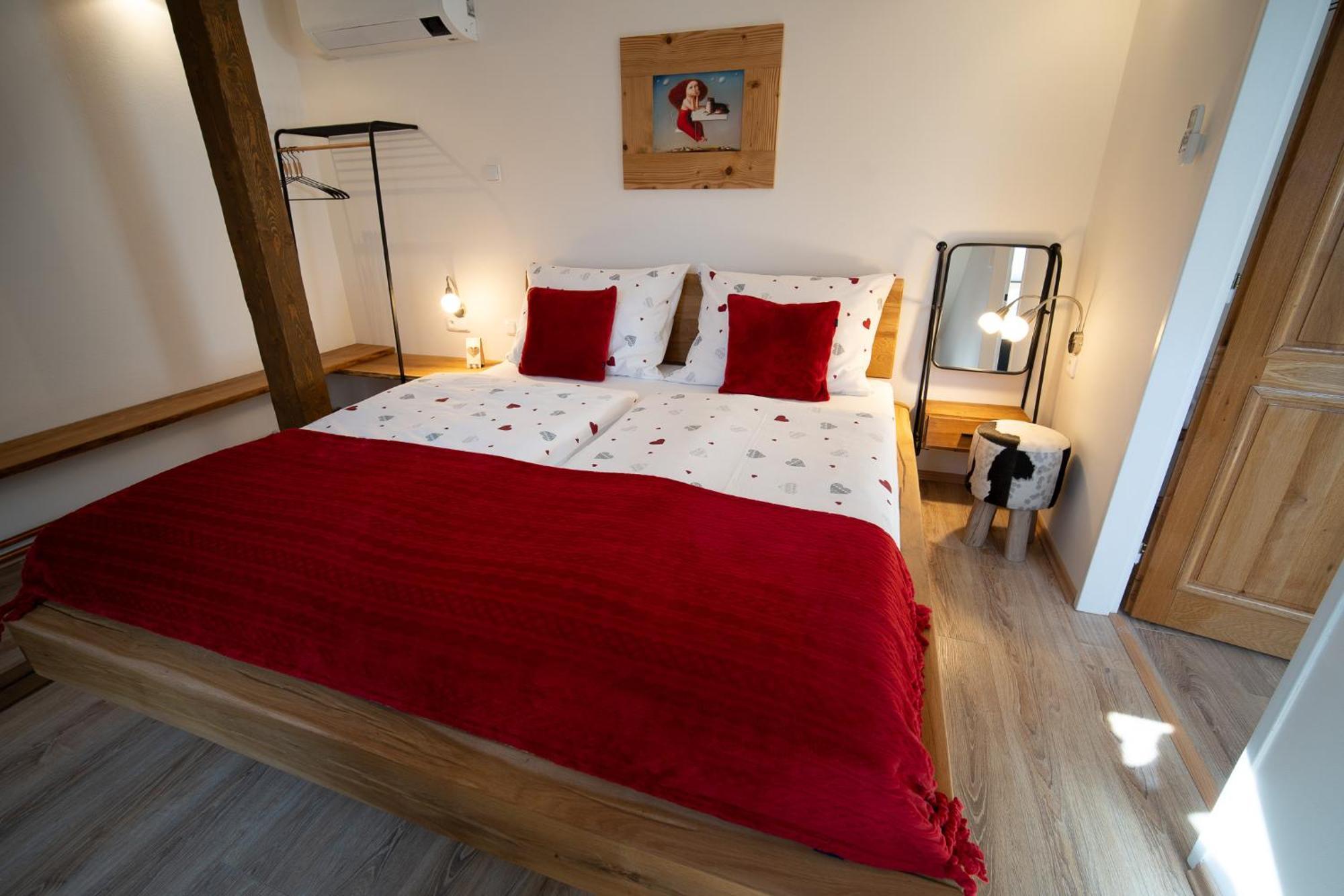 Apartmany & Wellness Revenite Есеник Экстерьер фото