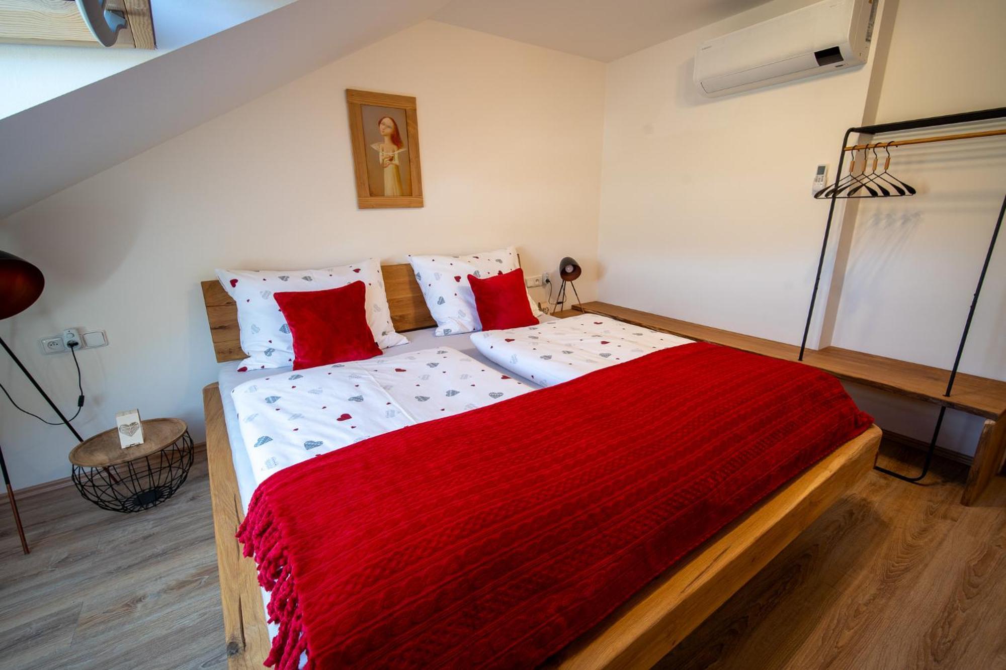 Apartmany & Wellness Revenite Есеник Экстерьер фото